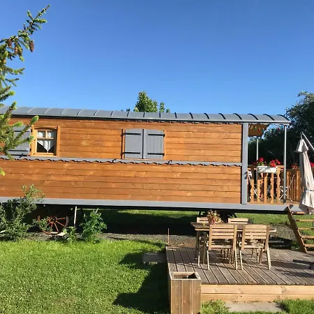 Maison d'hôtes La Roulotte Au Fond Du Pré *